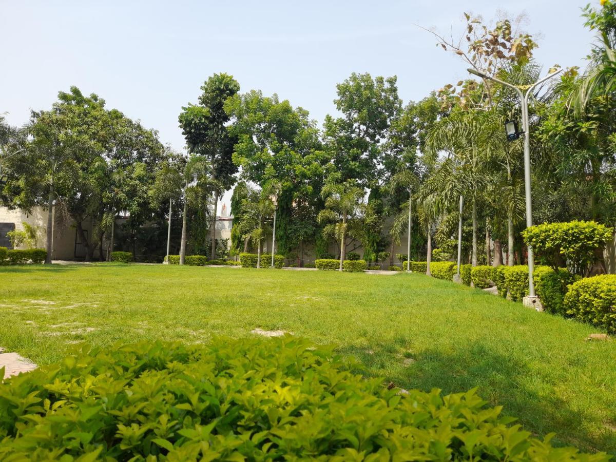 Ashoka Resort & Banquets Begusarai Exterior photo